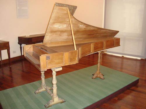 پیانو ساخت سال 1722